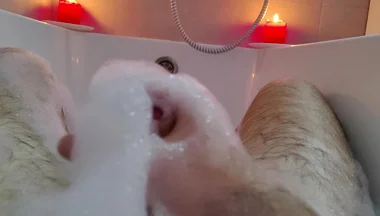 Covered in Foam - My Intense Bathroom Solo Finish