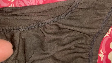 I cum on my Aunty Sangeeta's black panties.