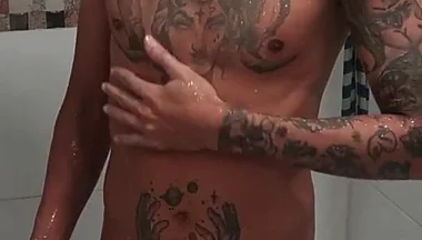 Come and Shower with Me, I Want Company, Do You Dare? I Want It Now
