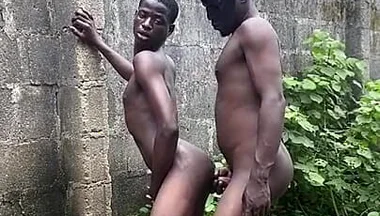 Bush Fucking Section