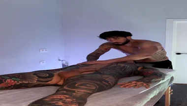 Gay Massage to Juan Lucho