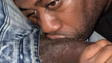 Relaxed up-close Jeans Throat Service