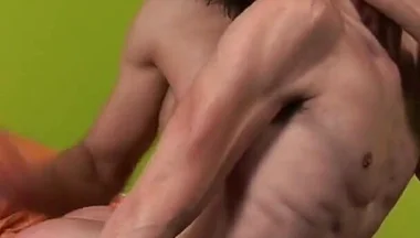 Paul Spanks Leo