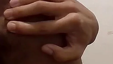 I Love to Finger Myself