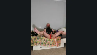 Jerking My Cock While Lifting Weights