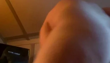 Short Ass Shaking