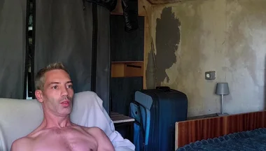 Jerking My Hairy Dick. Qick Wank Before to Sleep