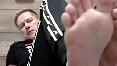 Feet & Fun
