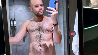 Horny Hotel Jerking