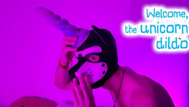 Welcome, the Unicorn Dildo 2/2
