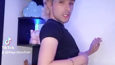 Tiktok Naked Challenge
