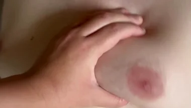 Admiring and His Growing Body ‍