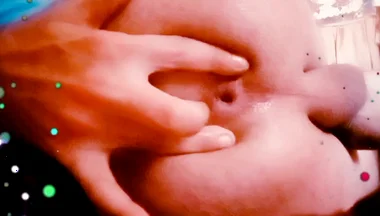 The Opening of the Round Brown Hole