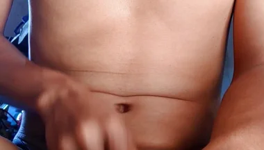 Your Favourite Boy Best Part, Masturbation