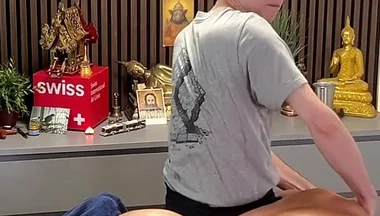 Hot Straight Guy Gets Handjob From Masseur