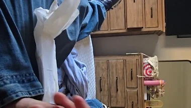Sexy Soft Asian Huge Overnight Maxi-pad Stroking
