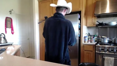 Making Prim Rib and Jacking off