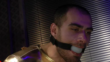 Zeus Goldy Bondage Challenge
