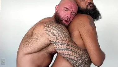 Two Hot Muscle Bears / Gay Bear Couple
