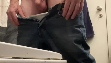 Amateur Straight Boy in Jeans Shorts with Big Hanging Balls Caught Pissing Hands Free