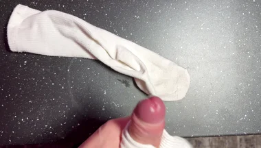 Exclusive: Guy Shows off His Legs and Cums on His Socks.