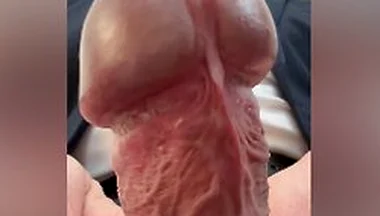 [stepfather Of Three Who Ejaculates Every Day] I Can Not Stand It At Work And Masturbate In A Suit