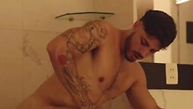 Markin Wolf: Special Time In The Bathroom With Joshua Mateo