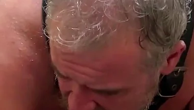 Fat Daddy Pig Pissgasms on a Fuck Machine