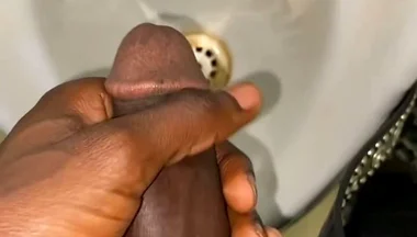Big Dick Caught on Camera Pissing
