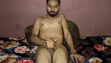 Lahore Bull New Porn Face Reveal Hot Women Fucking Service Available in Lahore
