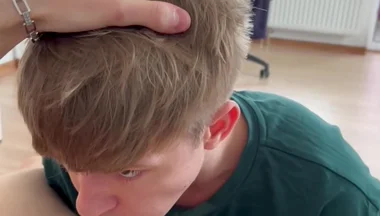 I Brought Home a Friend with a Big Cock and Seduced Him for a Cum in My Mouth