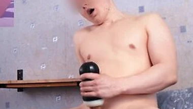 I Cant Stop Moaning While Watching Hentai... It Feels So Good - Yan