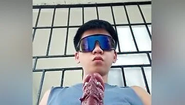 Pinoy Fuck His Tight Toy In Front Of Garage Daks Jakol Ungol