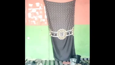 I Went to a Friend House and It's Turn Like This