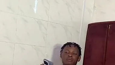 Ebony Muscular Bottom