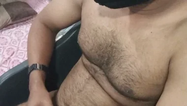 The Indian Virgin Boy Is Shaking His and Taking Out the Water