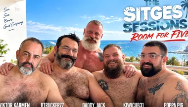 The Sitges Sessions-room for Five