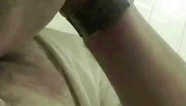 The Boss's Cum Drenched the Camera. a Blowjob in the Office Restroom.