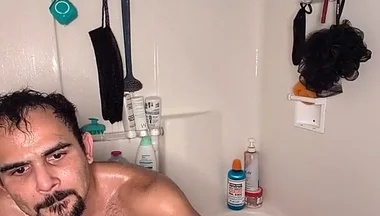 Bodybuilder Strokes Thick Cock After Workout in the Shower