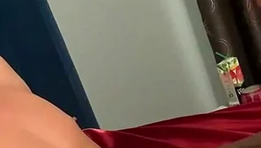 Tinder Latino Casting Ends in Ejaculation!