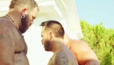 Small Otter Raw Hardcore Fucked by Two Big Bears