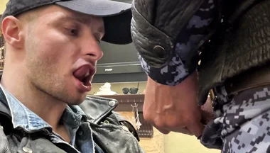 Kinkysirius Was Arrested by Cop Again