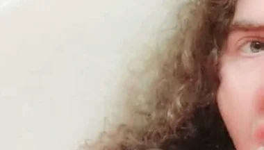 Shemale Piss in Own Mouth