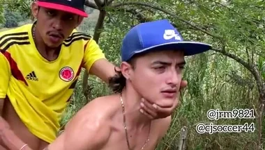 Cruising in Colombia