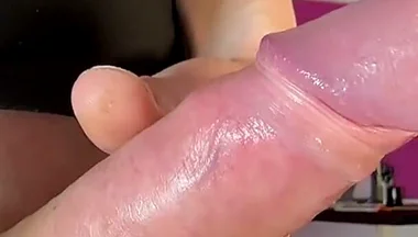 Exclusive: I Cum on My Face and Eat the Cum.