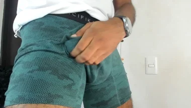 I Love Playing with Xxl Black Dicks Until They Run