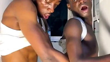 Sexy Twink Got Fucked by Big Dick