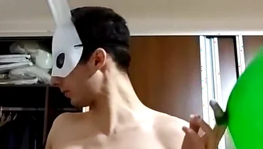 Bunny Looner Blowing up Big Balloons While Jerking off on Stream