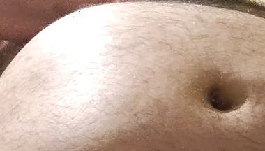 Fat Pig Can't Stop Fattening and Chewing
