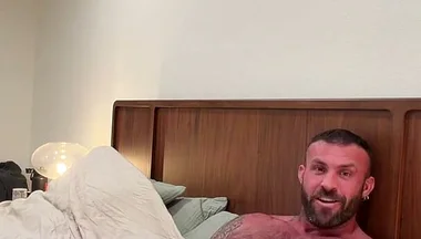 Beefy Man Verbal Masturbation and Cum